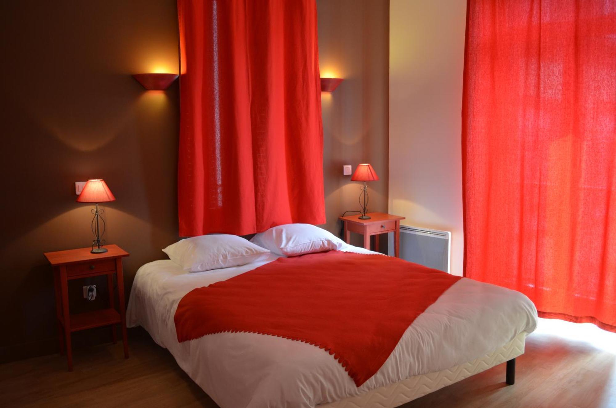 Le Geneve Hotell La Bourboule Rum bild